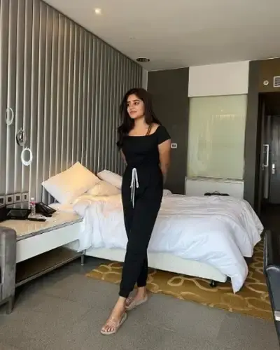 Call Girls Dhar Cash On Delivery